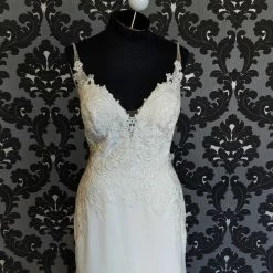 Something Blue Stella York 6586 Wedding Dress Size 14 Crepe Ivory Sleeveless Sheath