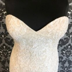 Something Blue WEDDING DRESSES Justine Alexander Size 22 Champange Sweetheart Sleeveless Lace Fit & Flare