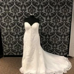 Something Blue WEDDING DRESSES Stella York 6716CRLU Women's Wedding Dress Lace Ivory Size 24