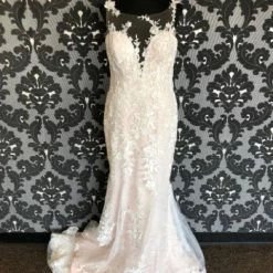 Something Blue Essense Of Australia D2478CR Women Wedding Dress Lace Ivory/Nude WEDDING DRESSES