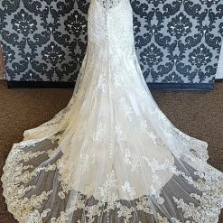 Something Blue Allure Bridal Size 18 WEDDING DRESSES