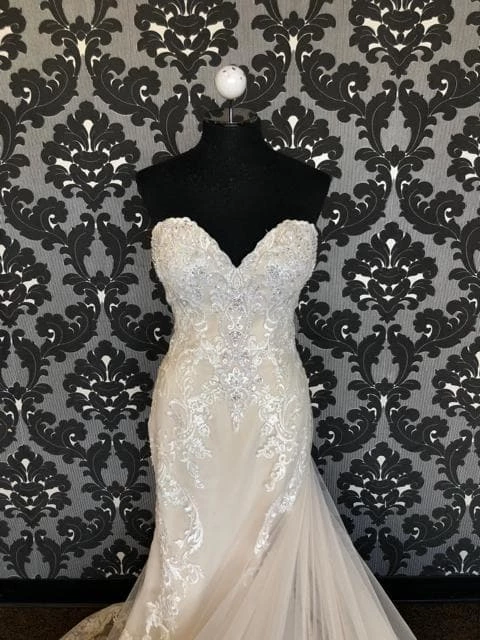 Something Blue WEDDING DRESSES Kenneth Winston KOURTNEY 1775 Women's Wedding Dress Lace Ivory/Champagne 5 Something Blue WEDDING DRESSES Kenneth Winston KOURTNEY 1775 Women's Wedding Dress Lace Ivory/Champagne