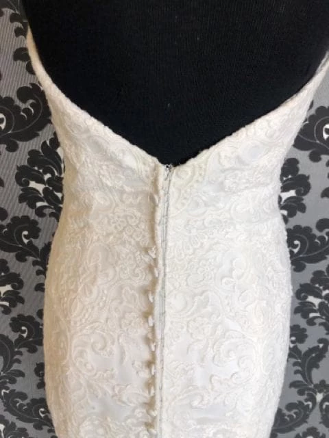 Something Blue Allure Romance Women's Wedding Dress Lace White Size 10 WEDDING DRESSES 5 Something Blue Allure Romance Women's Wedding Dress Lace White Size 10 WEDDING DRESSES