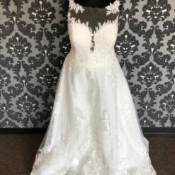 Something Blue Madeline Gardner Wedding Dress Tulle/Lace Ivory Size 22 Ballgown WEDDING DRESSES