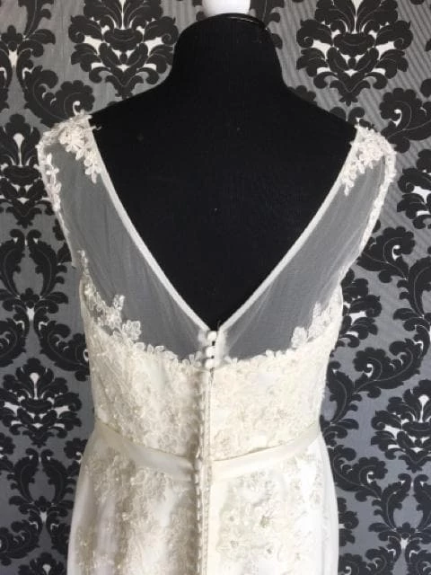 Something Blue Wedding Sincerity Bridal Women's Wedding Dress Lace/Tulle Ivory Size 16 WEDDING DRESSES 6 Something Blue Wedding Sincerity Bridal Women's Wedding Dress Lace/Tulle Ivory Size 16 WEDDING DRESSES