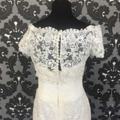 Size 8 Off White Pronovias Lace/Chiffon Convertible Topper Sheath Sweetheart WEDDING DRESSES