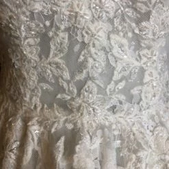 Something Blue WEDDING DRESSES Maggie Sottero Wedding Dress Lace/Sequin Ivory Size 8