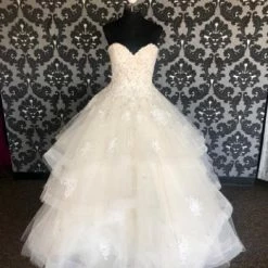 Something Blue Madeline Gardner Size 8 WEDDING DRESSES