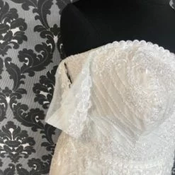 Something Blue Essense Of Australia B2525 Women's Wedding Dress Lace/Tulle WEDDING DRESSES