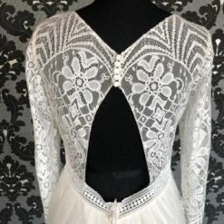 Something Blue Allure L534 Women Wedding Dress Lace/Tulle Ivory Size 12 Sheath WEDDING DRESSES