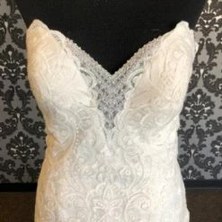 Something Blue Allure Romance Women's Wedding Dress Lace Ivory Size 10 WEDDING DRESSES