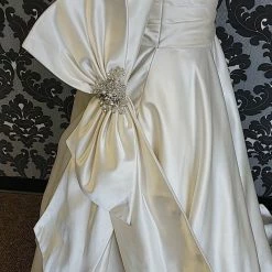 Something Blue Size 4 WEDDING DRESSES