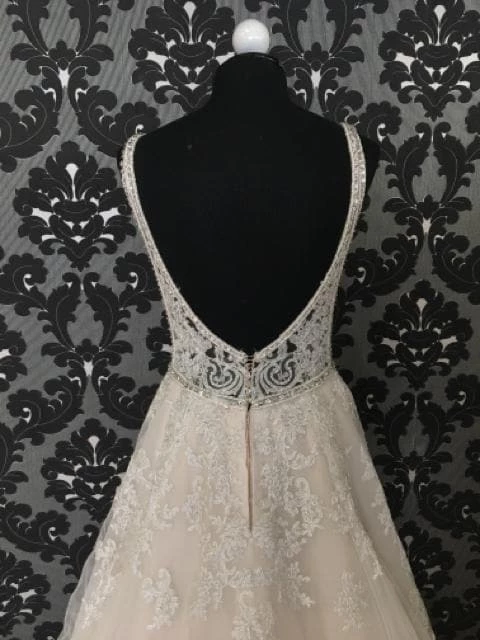 Something Blue Martina Liana MABLE 954 Women's Wedding Dress Beaded/Lace/Tulle A-line WEDDING DRESSES 7 Something Blue Martina Liana MABLE 954 Women's Wedding Dress Beaded/Lace/Tulle A-line WEDDING DRESSES