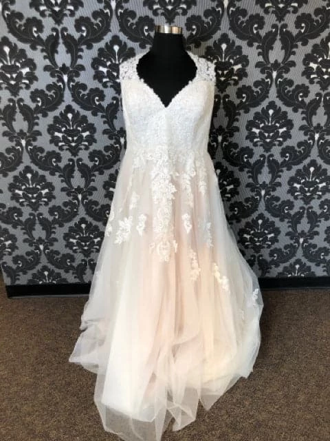 Something Blue Stella York 6391 Women Wedding Dress Lace/Tulle Ivory/Moscato WEDDING DRESSES 3 Something Blue Stella York 6391 Women Wedding Dress Lace/Tulle Ivory/Moscato WEDDING DRESSES
