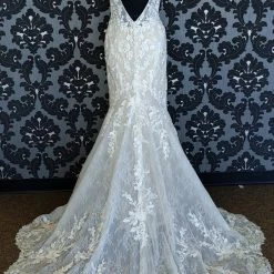 Something Blue Stella York 7370 Wedding Dress Size 14 Lace/Tulle Ivory Sleeveless Sheath WEDDING DRESSES 10 Something Blue Stella York 7370 Wedding Dress Size 14 Lace/Tulle Ivory Sleeveless Sheath WEDDING DRESSES