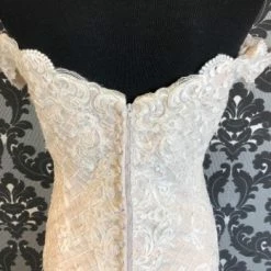 Something Blue Essense Of Size 14 Ivory Sweetheart Off The Shoulder Tulle And Lace FIt & Flare 11 Something Blue Essense Of Size 14 Ivory Sweetheart Off The Shoulder Tulle And Lace FIt & Flare