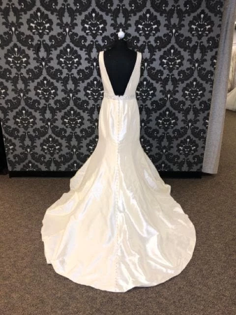 Something Blue WEDDING DRESSES Allure Bridal 9106 Women Wedding Dress Satin Ivory Size 12 6 Something Blue WEDDING DRESSES Allure Bridal 9106 Women Wedding Dress Satin Ivory Size 12