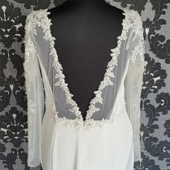 Something Blue WEDDING DRESSES Modeca Size 18 Ivory Crepe Long Sleeve Fit & Flare