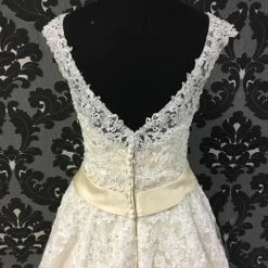 WEDDING DRESSES David Tutera 215263 Women's Wedding Dress Tulle/Lace Size 12
