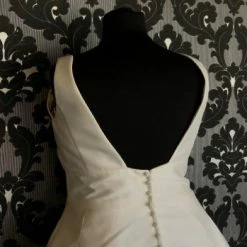 Something Blue Stella York 9240 Wedding Dress Size 20 Crepe Ivory Sleeveless A-line Deep V