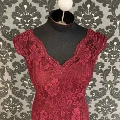 Something Blue Jade Couture K188057 Formal Lace/Beading Cranberry Size 10 FORMAL DRESSES