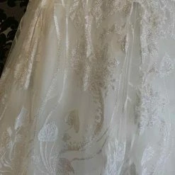 Something Blue Da Vinci Wedding Dress Tulle/Glitter Ivory Size 20 Sleeveless WEDDING DRESSES 10 Something Blue Da Vinci Wedding Dress Tulle/Glitter Ivory Size 20 Sleeveless WEDDING DRESSES