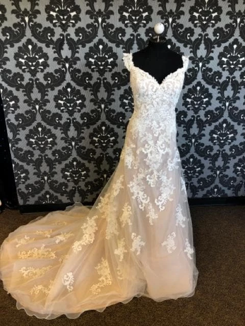 Something Blue Sincerity By Justin Alexander RYNN 44075 Women's Wedding Dress Lace WEDDING DRESSES 3 Something Blue Sincerity By Justin Alexander RYNN 44075 Women's Wedding Dress Lace WEDDING DRESSES