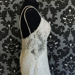 Something Blue Essense D2365 Wedding Dress Size 14 Beaded Lace/Tulle Ivory Sleeveless