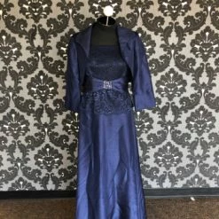 Something Blue Jessica Howard 2pc Formal Size 8 Lace/Satin Navy FORMAL/MOTHER'S DRESSES