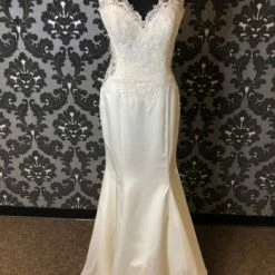 Something Blue Sincerity Bridal 4015 Wedding Dress Silk/Lace Ivory/Nude Size 12