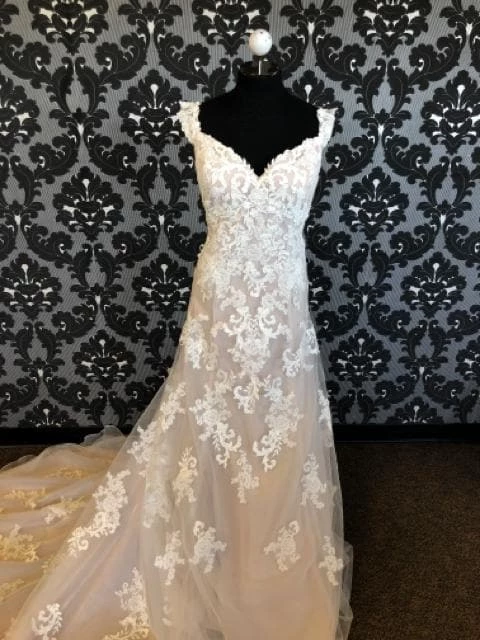 Something Blue Sincerity By Justin Alexander RYNN 44075 Women's Wedding Dress Lace WEDDING DRESSES 4 Something Blue Sincerity By Justin Alexander RYNN 44075 Women's Wedding Dress Lace WEDDING DRESSES