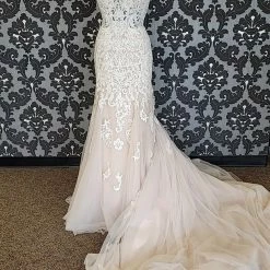 Something Blue WEDDING DRESSES Essense Of Australia EMBER Wedding Dress Beaded/Lace/Tulle "PRICED AS IS"