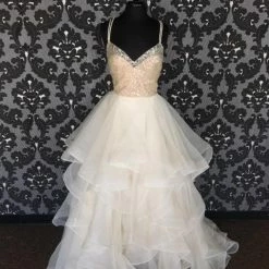 Size 12 Prosecco Wtoo Organza Thin/Beaded Ballgown V-Neck WEDDING DRESSES
