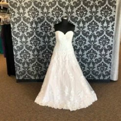 Something Blue WEDDING DRESSES Essense Of Australia D2735 Women's Wedding Dress Lace/Tulle