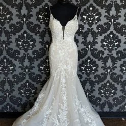 Something Blue WEDDING DRESSES Essense Wedding Dress D2770 Size 12 Lace/Beading Almond Sleeveless