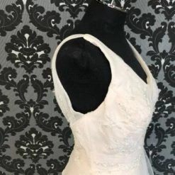 Something Blue WEDDING DRESSES Justin Alexander Size 12 Misty Rose V-Neck Sleeveless Tulle A-line