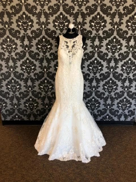 Something Blue Hitched Women's Sheath Wedding Dress Lace/Sequin Ivory Size 12 Highneck WEDDING DRESSES 3 Something Blue Hitched Women's Sheath Wedding Dress Lace/Sequin Ivory Size 12 Highneck WEDDING DRESSES