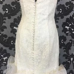 Size 14 Off White Pronovias Lace Strapless Mermaid Modified Sweetheart