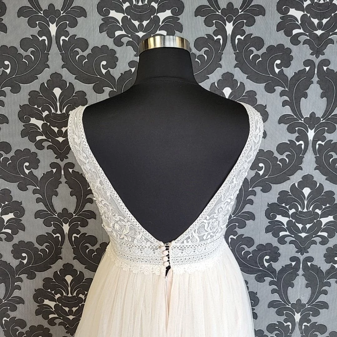 Something Blue Oxford Street Essense Of Australia PA1119 Women Wedding Dress WEDDING DRESSES 6 Something Blue Oxford Street Essense Of Australia PA1119 Women Wedding Dress WEDDING DRESSES