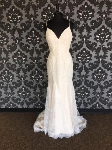 Something Blue Mori Lee 7331 Women's Wedding Dress Lace Ivory/Champagne Size 10 WEDDING DRESSES 3 Something Blue Mori Lee 7331 Women's Wedding Dress Lace Ivory/Champagne Size 10 WEDDING DRESSES