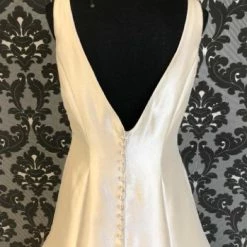 Something Blue Allure 9600 Women Wedding Dress Bengaline Almond Size 14 V-Neck WEDDING DRESSES 11 Something Blue Allure 9600 Women Wedding Dress Bengaline Almond Size 14 V-Neck WEDDING DRESSES