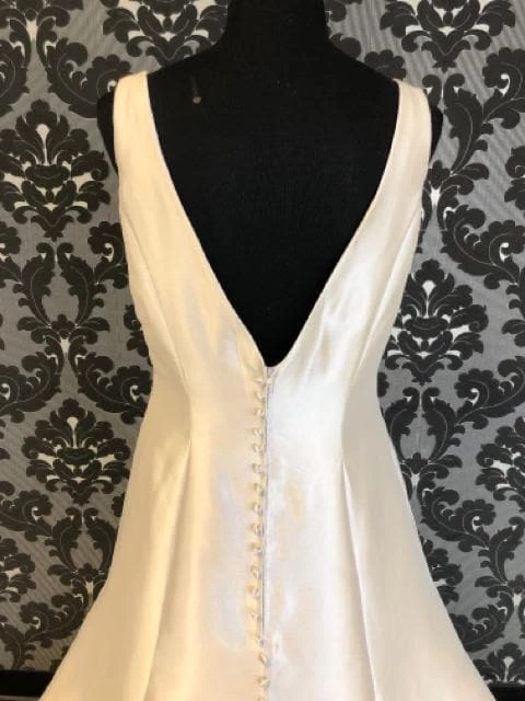 Something Blue Allure 9600 Women Wedding Dress Bengaline Almond Size 14 V-Neck WEDDING DRESSES 7 Something Blue Allure 9600 Women Wedding Dress Bengaline Almond Size 14 V-Neck WEDDING DRESSES