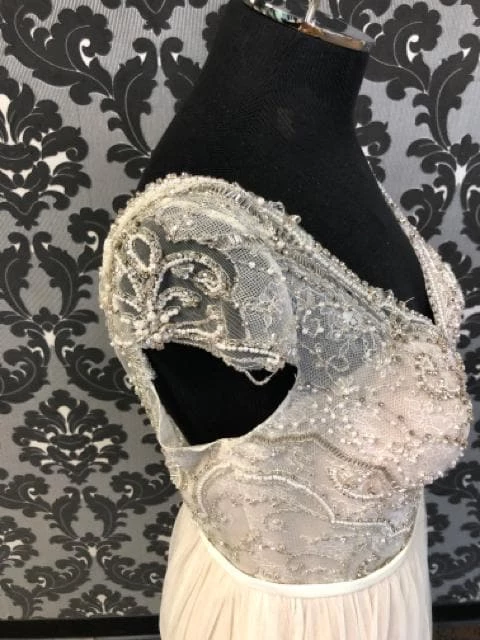 Something Blue Stella York 6628 SERENITY Wedding Dress Beaded/Tulle Size 12 "PRICED AS IS" 5 Something Blue Stella York 6628 SERENITY Wedding Dress Beaded/Tulle Size 12 "PRICED AS IS"