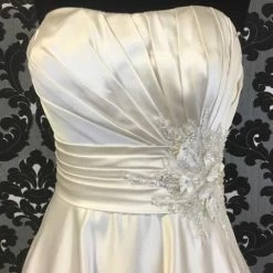 Shopsomethingblue Gold Size 2 WEDDING DRESSES
