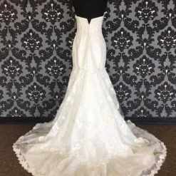 Shopsomethingblue Ivory Size 10 WEDDING DRESSES