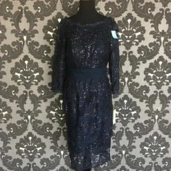 Size 6 Navy Social Occasionsi Cocktail Lace 3/4 Length FORMAL/MOTHER'S DRESSES