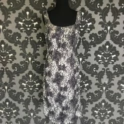 FORMAL/MOTHER'S DRESSES Size 6 Silver & Gray Ivonne D Cocktail Sequin Sleeveless