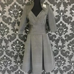 Size 8 Gun Metal Sarah Danielle Evenings Cocktail Silk Sleeveless