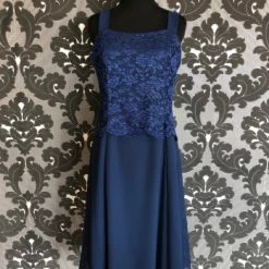 Something Blue FORMAL/MOTHER'S DRESSES Women's Formal Lace/Chiffon Navy Size S Tea Length