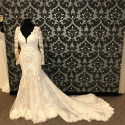 Something Blue WEDDING DRESSES Essense Of Australia D2672 Women's Wedding Dress Lace/Tulle